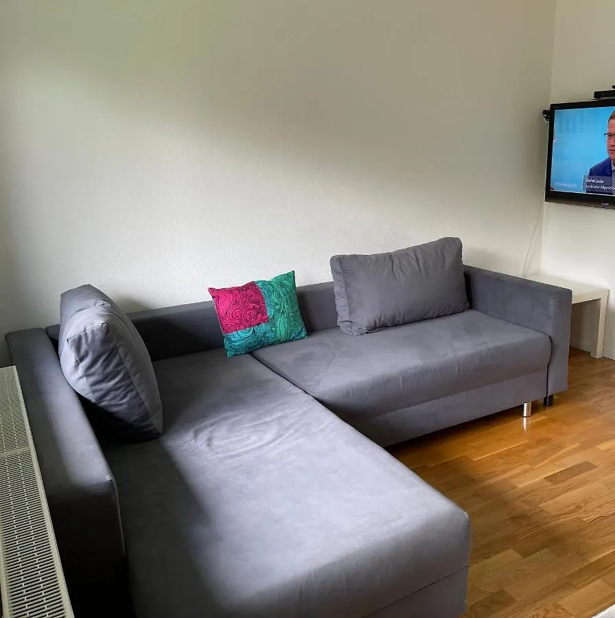 Bungalow In Ruhiger Siedlung Mit Stellplatz 兰茨胡特